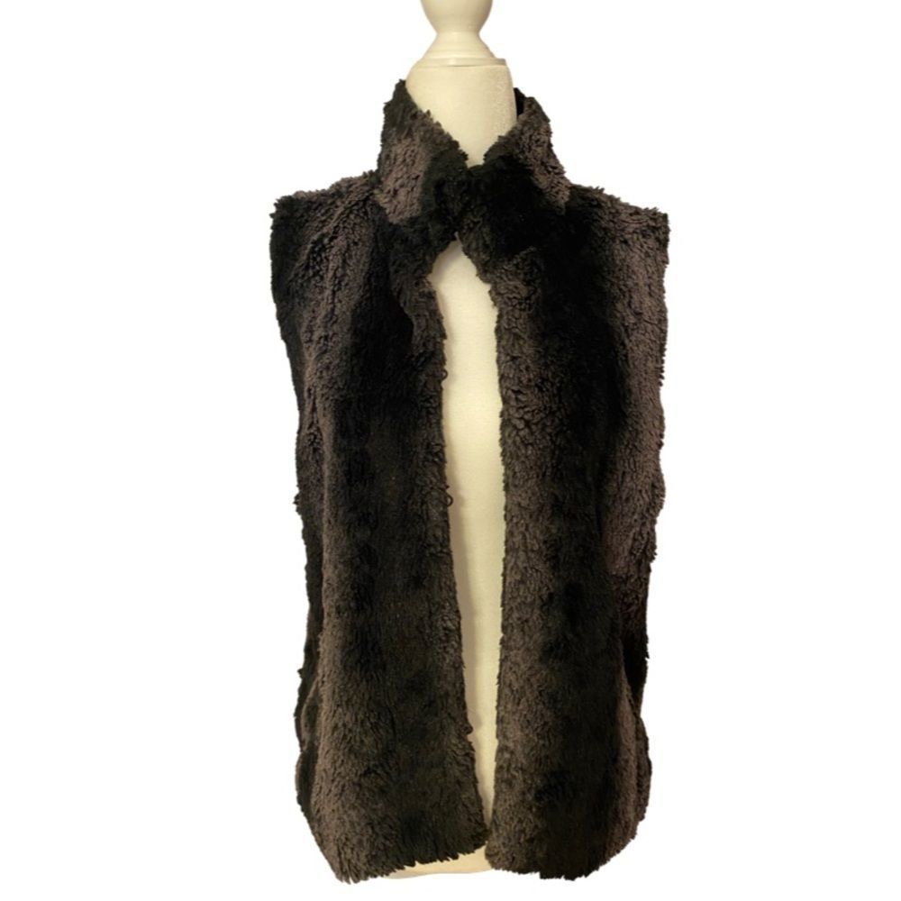 Faux fur vest